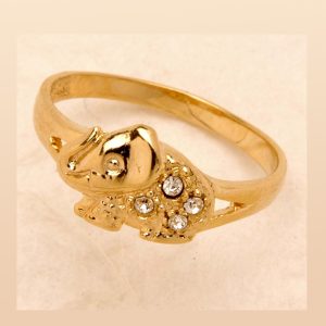 ARETES ELEGANTES CRISTAL ROJO CIERRE OMEGA - Image 3